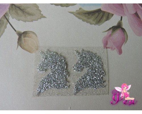 Термотрасферная наклейка "Единорог" с глиттером, цв. серебро 23*11 мм (пара)