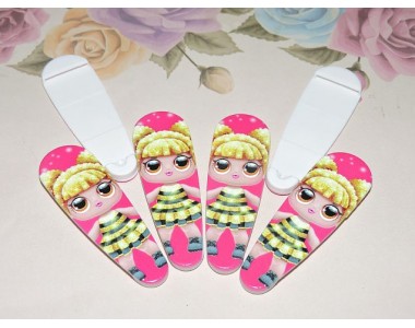 Кабошон-вырубка для заколки "Лол пчелка"  55 мм - 1 шт