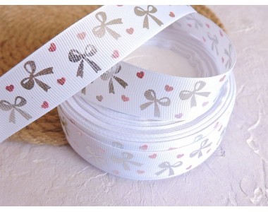 Репсовая лента 25 мм с рисунком "Серебряные бантики ", цв. белый - 1 м