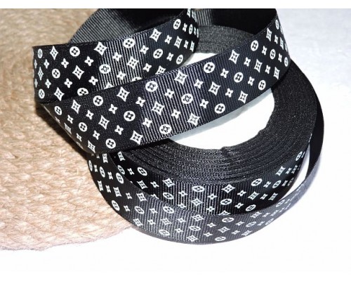 Репсовая лента 25 мм с рисунком "Louis Vuitton", цв. черный - 1 м