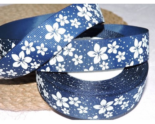 Репсовая лента 25 мм с рисунком "Белые цветочки", цв. темно-синий  - 1 м( брак снизу смазан рисунок)