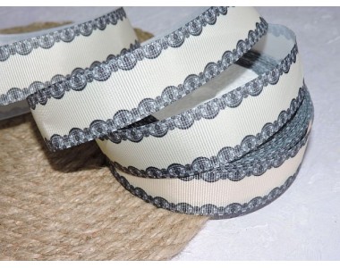 Репсовая лента 25 мм с рисунком "Окантовка кружевом" . цв. бежевый - 1 м