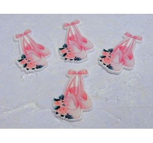 Кабошон-вырубка "Пуанты" 2,5*3,6 см - 1 шт.