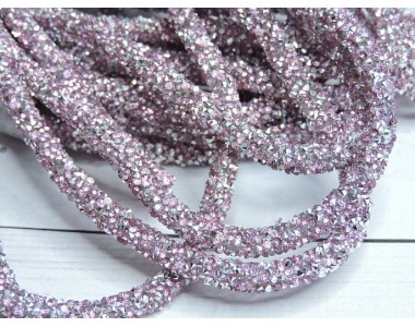 Шнур со стразами, цв. светло-розовый/серебро - отрез  50 см.