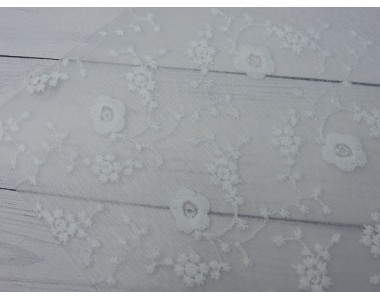 Пленка ПВХ с вышивкой "Цветочки", цв. белый - 1 лист