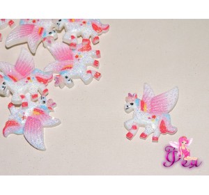 Кабошон акриловый "Единорог с крылышками" 25*30 мм -1 шт