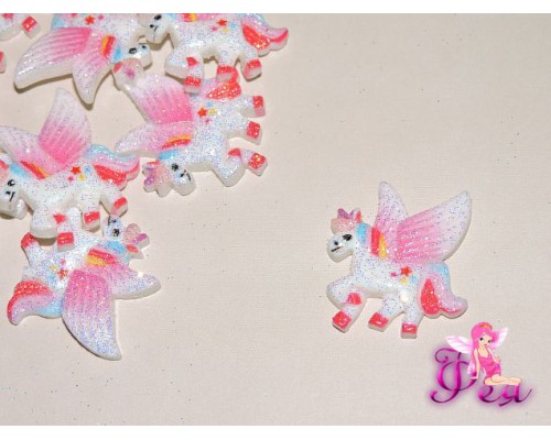 Кабошон акриловый "Единорог с крылышками" 25*30 мм -1 шт