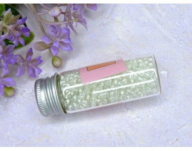 Бисер 8/0 в бутылочке полупрозрачный с цв. серединой 20 гр. (светится под УФ голубым ) - 1 шт.