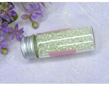 Бисер 8/0 в бутылочке полупрозрачный с цв. серединой  20 гр. (светится под УФ зеленым) - 1 шт.