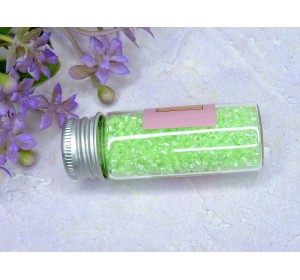 Бисер 8/0 в бутылочке полупрозрачный с цв. серединой "Мята" 20 гр. (светится под УФ) - 1 шт.