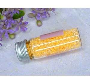 Бисер 8/0 в бутылочке полупрозрачный с цв. серединой "Персик" 20 гр. (светится под УФ) - 1 шт.