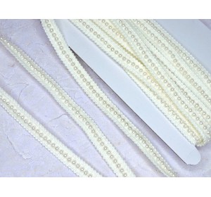 Тесьма декоративная 15 мм с бусинками, цв. айвори - 1 м.