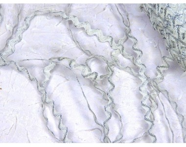 Тесьма зиг-заг 5 мм, цв. белый с серебром - 1 м.